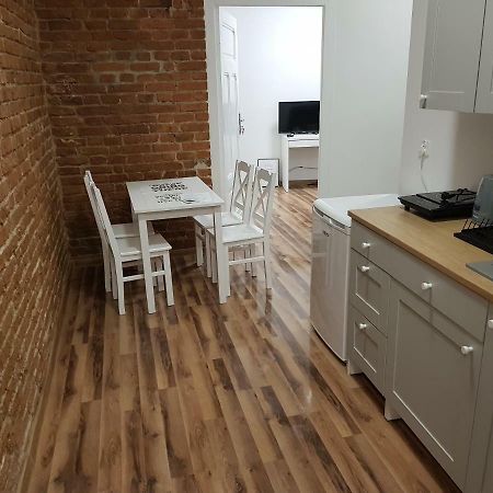 Apartament Nr 15 - 2 Pokoje Z Prywatnymi Lazienkami Centrum พอซนาน ภายนอก รูปภาพ