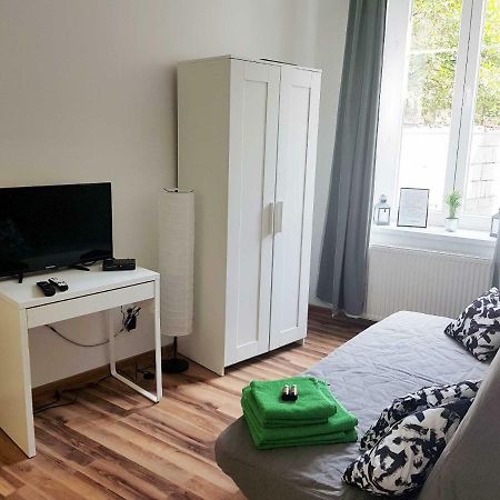 Apartament Nr 15 - 2 Pokoje Z Prywatnymi Lazienkami Centrum พอซนาน ภายนอก รูปภาพ