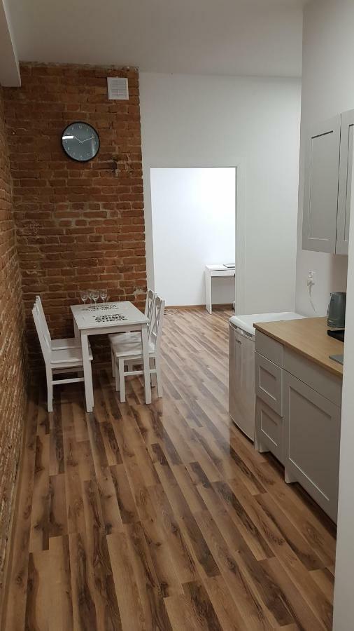Apartament Nr 15 - 2 Pokoje Z Prywatnymi Lazienkami Centrum พอซนาน ภายนอก รูปภาพ
