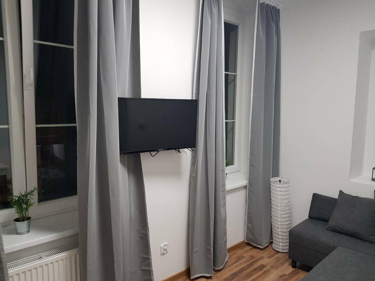 Apartament Nr 15 - 2 Pokoje Z Prywatnymi Lazienkami Centrum พอซนาน ภายนอก รูปภาพ